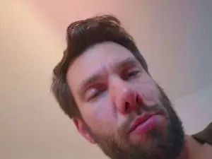 Gay sex chat with Clem1386 - camgaychat.com - France