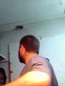 Gay sex chat with makeyousquirt4 - camgaychat.com - Britain