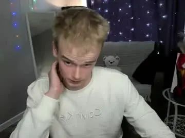 Gay sex chat with dattouz - camgaychat.com - Britain