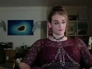 Gay sex chat with ambervolcaloid - camgaychat.com