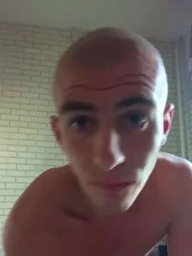 Gay sex chat with Vladosik666999 - camgaychat.com - Ukraine