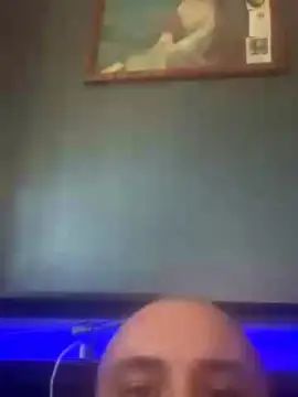 Gay sex chat with hornycock187 - camgaychat.com - Britain