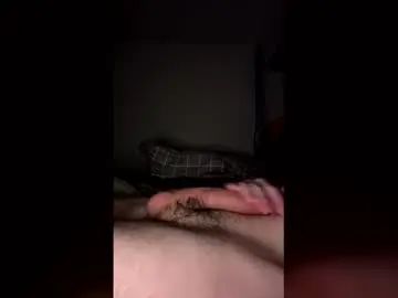 Gay sex chat with linuspea - camgaychat.com - Britain