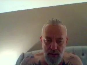 Gay sex chat with crazy7623 - camgaychat.com - Italy