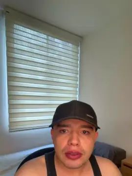 Gay sex chat with Bogota29sex - camgaychat.com - Britain