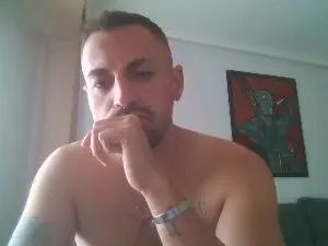 Gay sex chat with nickavanss - camgaychat.com - Italy