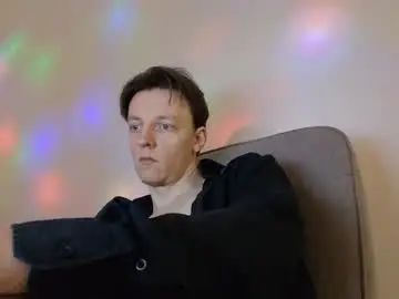 Gay sex chat with qby2346 - camgaychat.com - Britain