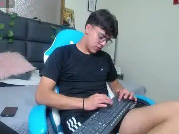 Gay sex chat with samuel_dark - camgaychat.com - Spain