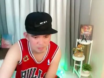 Gay sex chat with hardcock_jingo - camgaychat.com - Britain