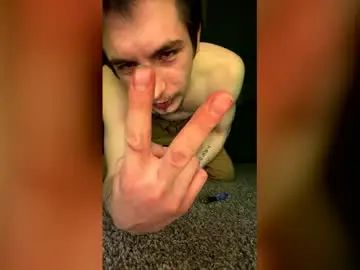 Gay sex chat with columbusizmessy145 - camgaychat.com - Britain