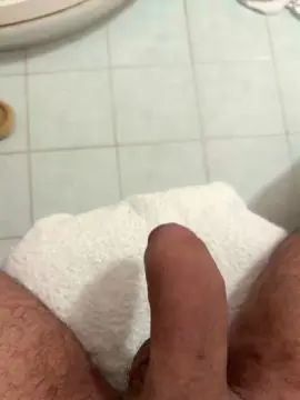 Gay sex chat with belcazzodaje - camgaychat.com - Italy