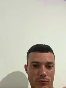 Gay sex chat with Brunolive3 - camgaychat.com - Portugal