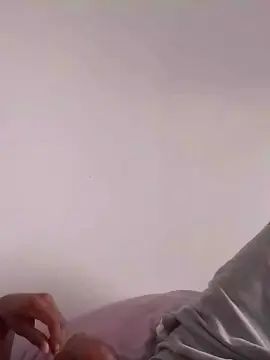 Gay sex chat with Varatorta20cm - camgaychat.com