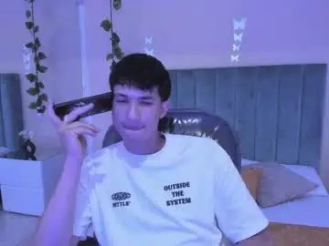 Gay sex chat with angel_of_sinn - camgaychat.com - Spain