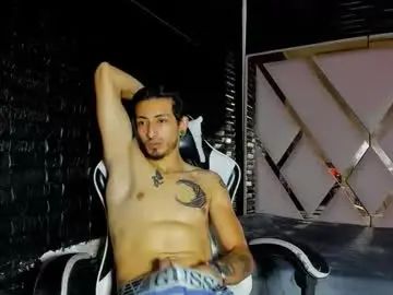 Gay sex chat with kingartur_rs - camgaychat.com - Spain